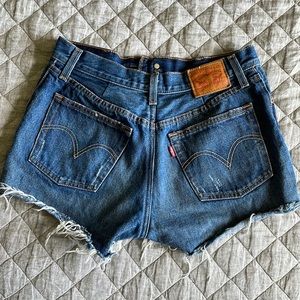 Levi 501 high waisted jean shorts